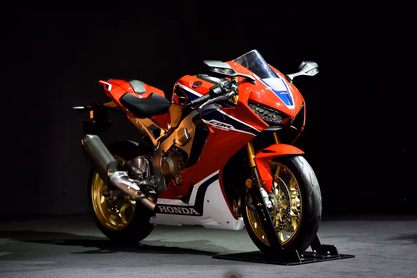 Honda CBR1000RR SP2 Review: An In-Depth Look at the Track-Focused Superbike