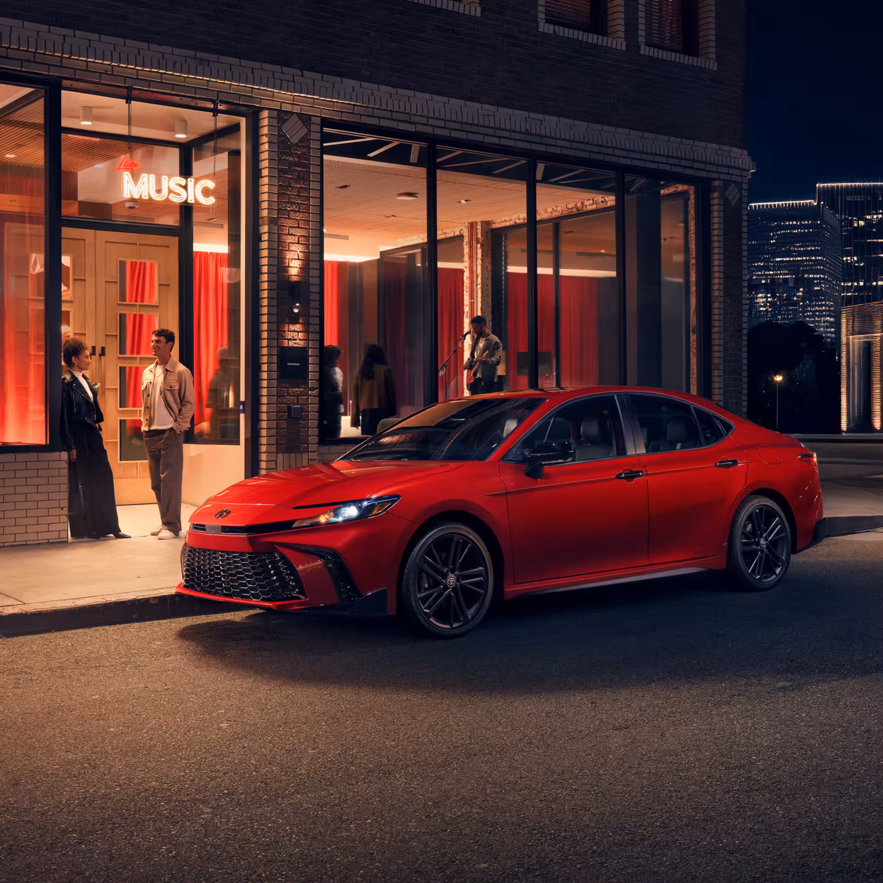 Toyota Camry Review: Specs, Hybrid Efficiency & Value