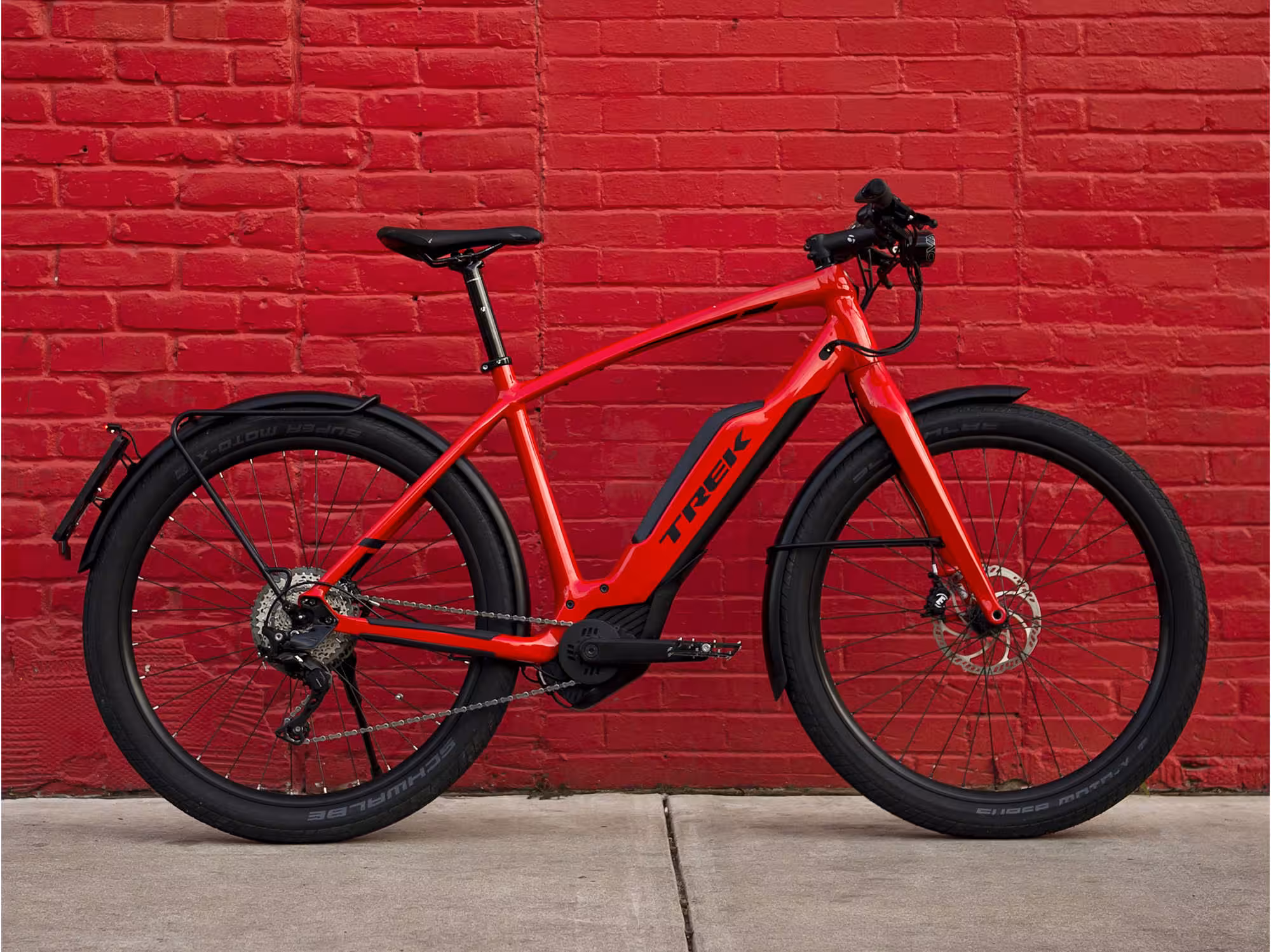 Trek Super Commuter+ 8S Review: The Ultimate High-Speed City E-Bike